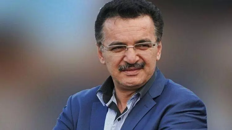 تراکتوریها صاحب معدن شدند/ هزینه سالانه پنج هزار میلیارد ریال برای این باشگاه