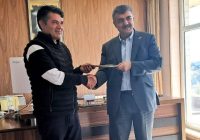 پسته کار نمونه آذربایجانشرقی مورد تجلیل قرار گرفت پسته کار نمونه آذربایجانشرقی مورد تجلیل قرار گرفت